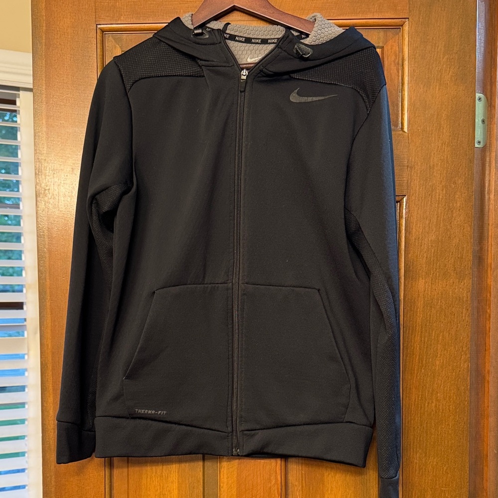Nike Men's Black Therma-Fit Full Zip Hoodie - Size M